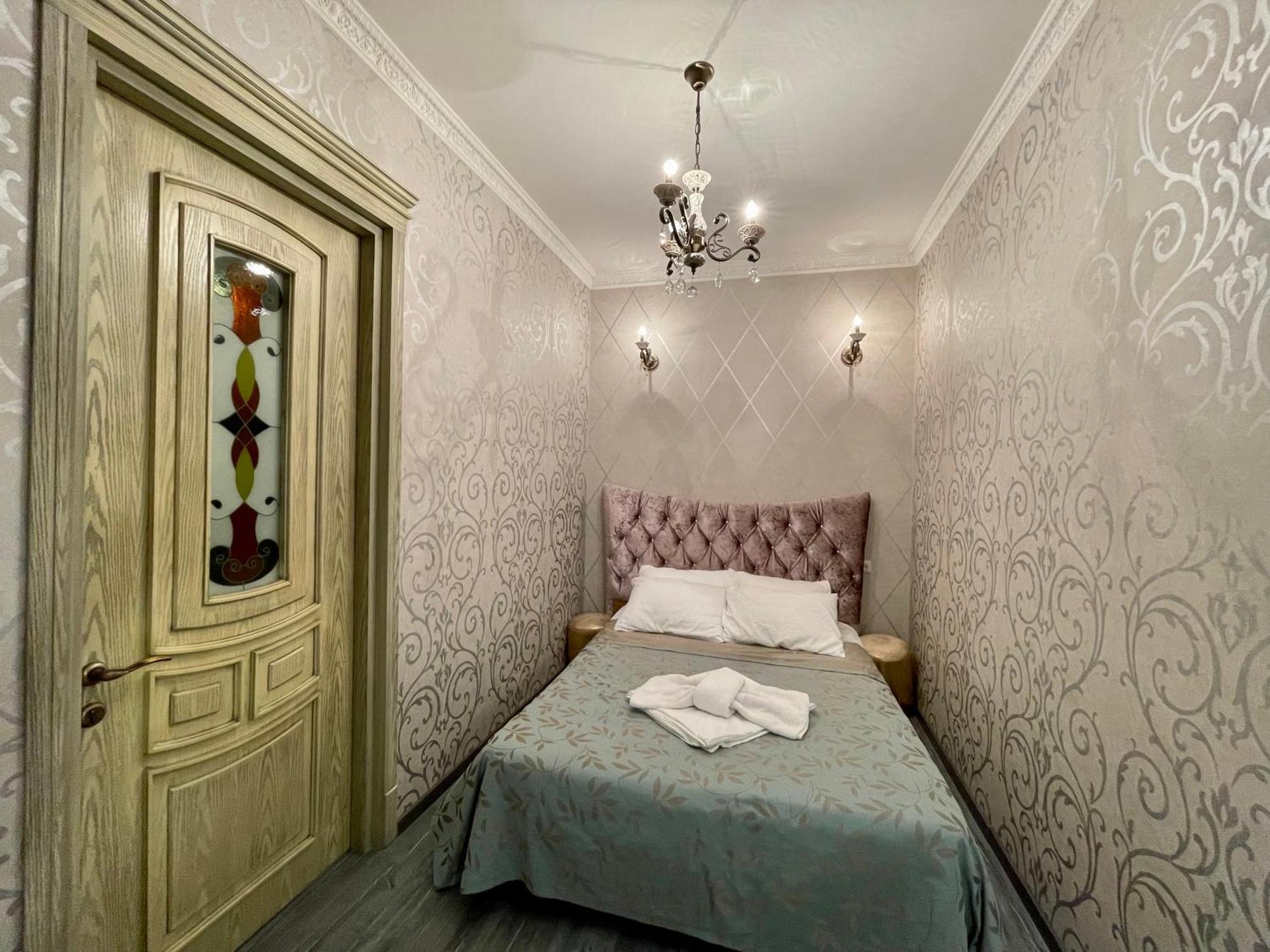 Central Apartment Tbilisi Buitenkant foto