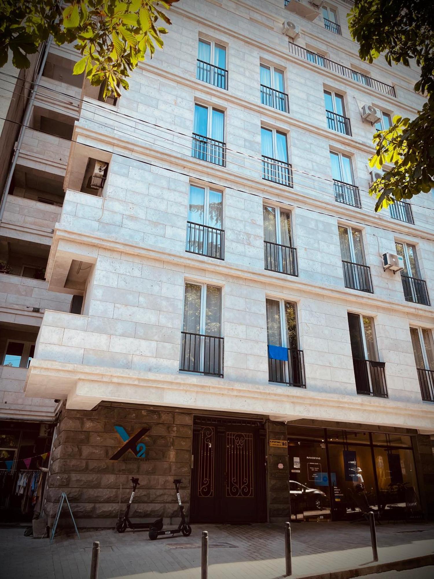 Central Apartment Tbilisi Buitenkant foto